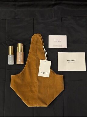 NEW MERIT Bundle - Cleanser, Serum, Blotting Papers, Bag!